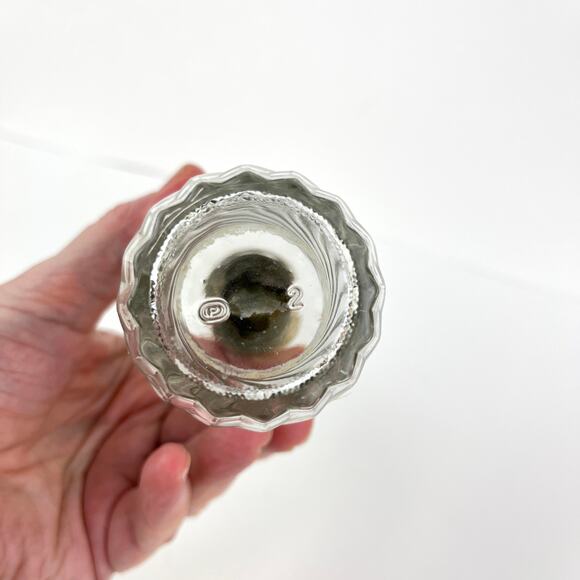 Vinatge Jean Nate Bath Salts 9oz Glass Muffineer Sugar Shaker - Picture 3 of 5